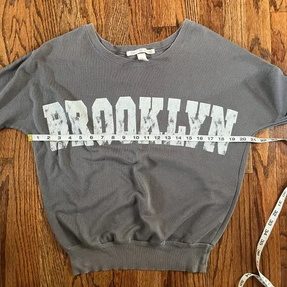 Derek Heart Grey Crew Neck Dolman Sleeves Pullover Sweatshirt Brooklyn Sz Small - Picture 4 of 7